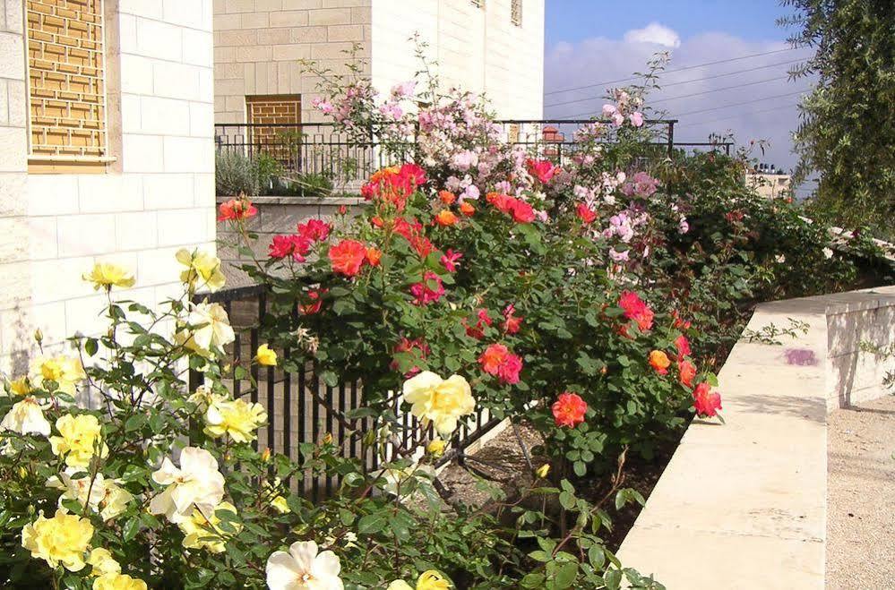 St Andrew'S Guesthouse - Ramallah Dış mekan fotoğraf